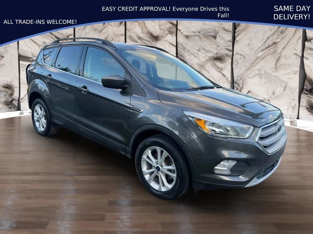 2018 FORD Escape