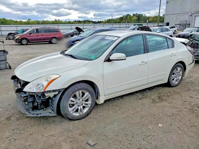 2010 NISSAN Altima
