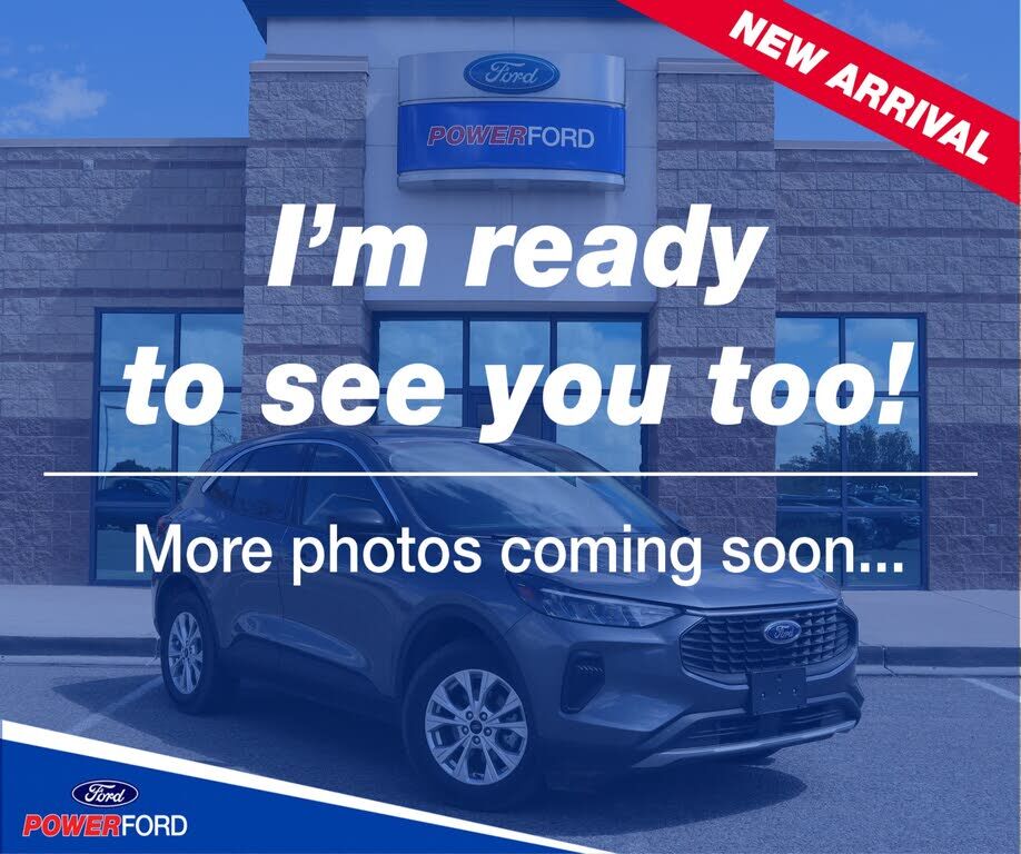 2024 FORD Escape