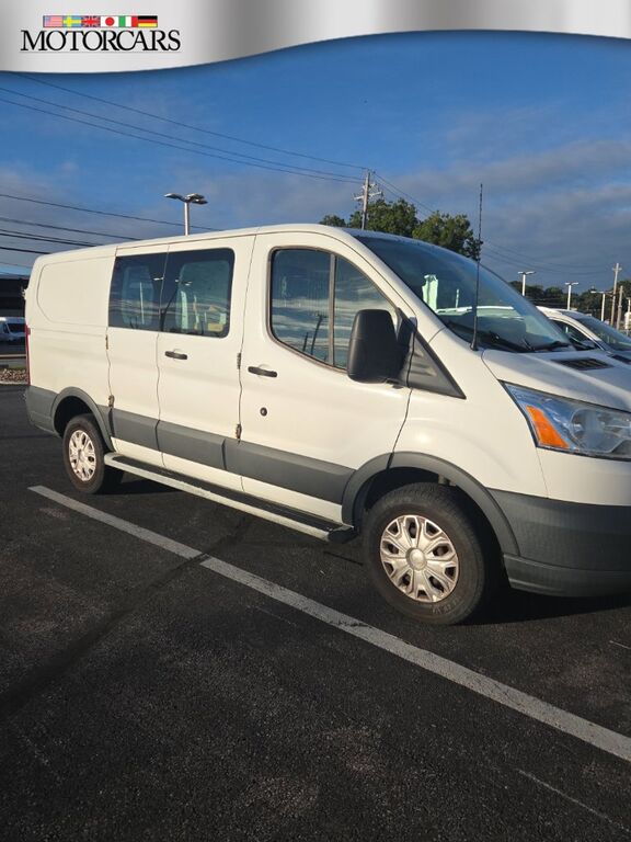 2015 FORD Transit