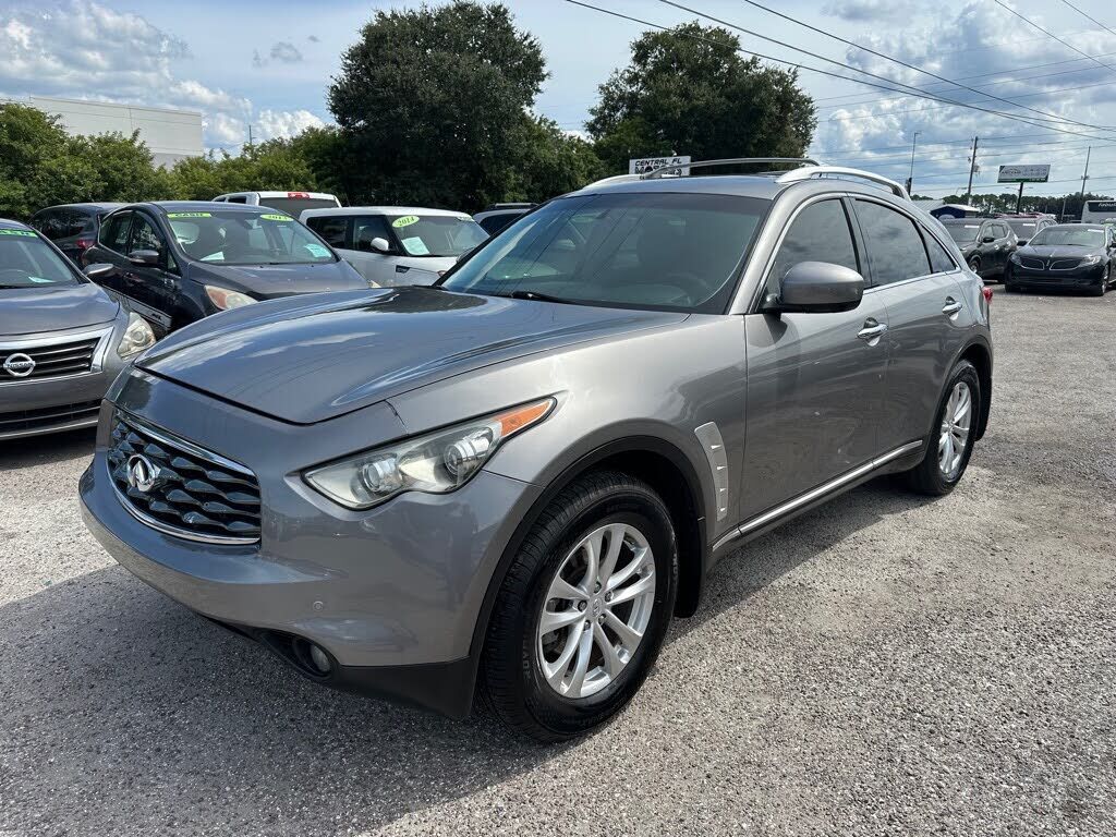 2011 INFINITI FX35