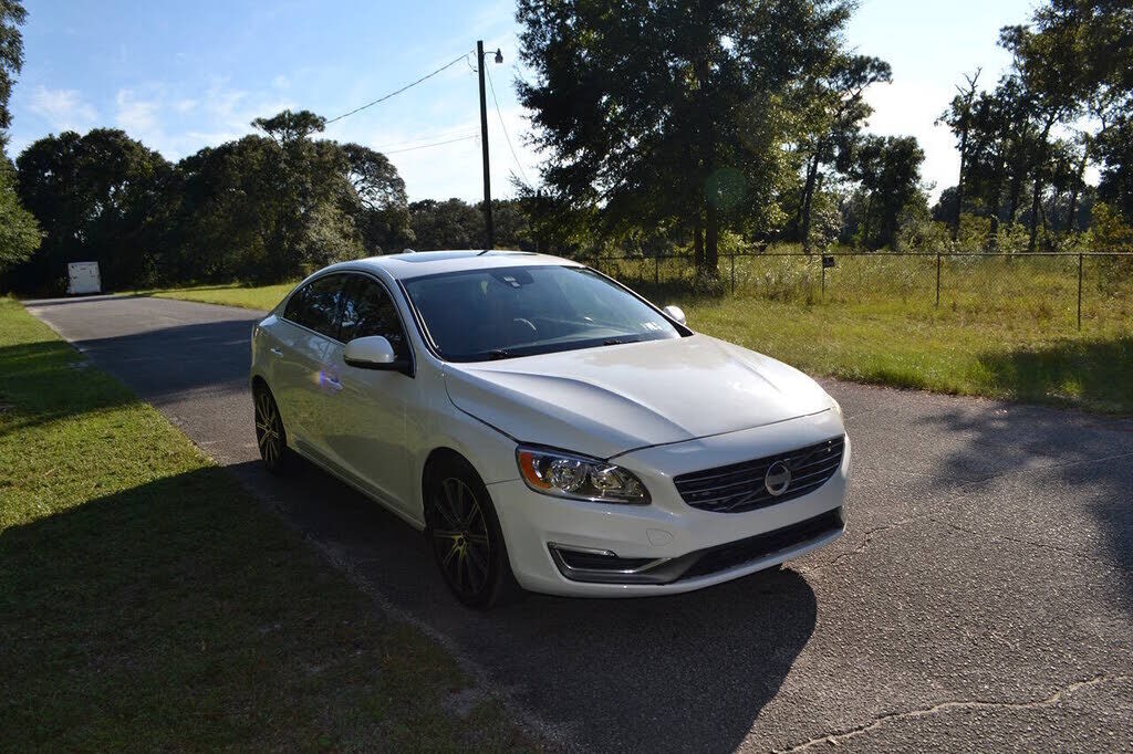 2018 VOLVO S60