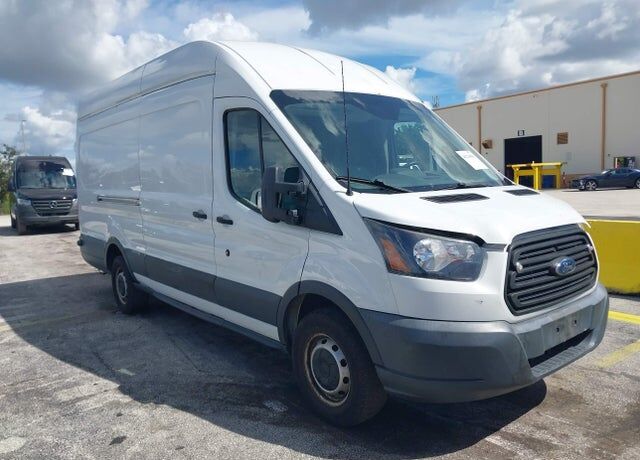 2015 FORD Transit