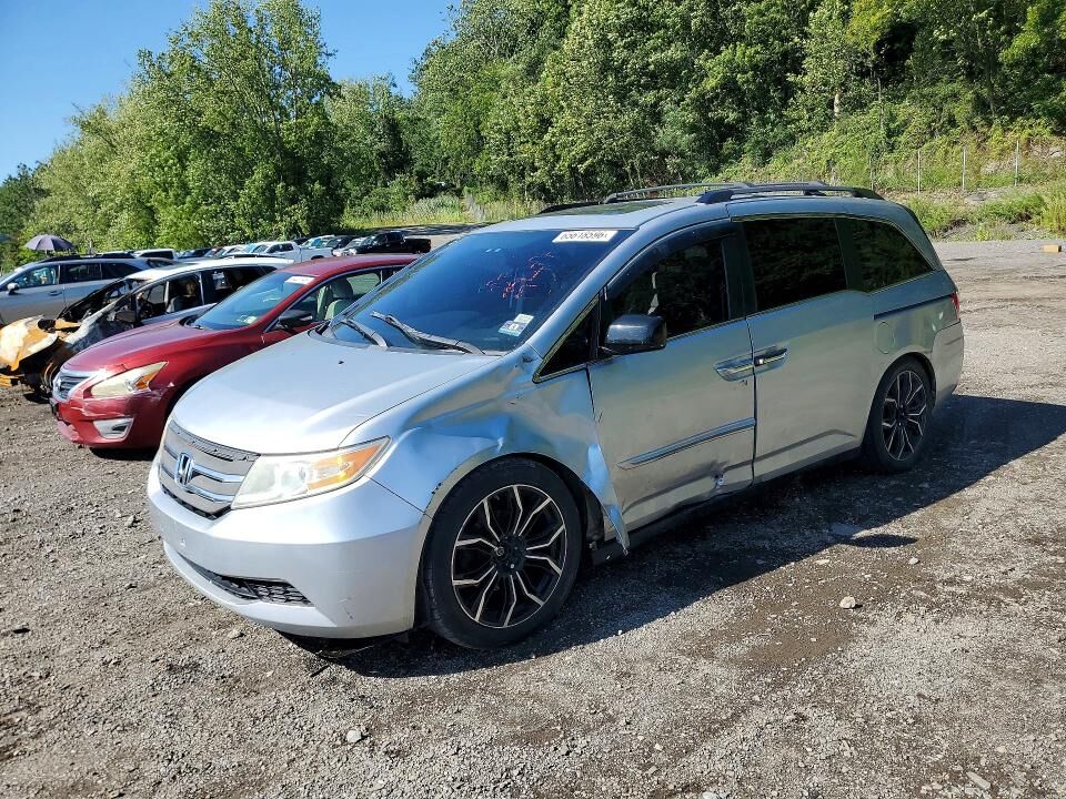 2013 HONDA Odyssey