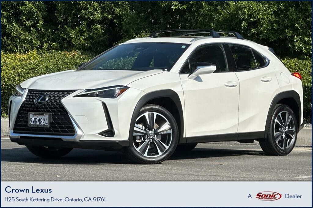 2025 LEXUS UX