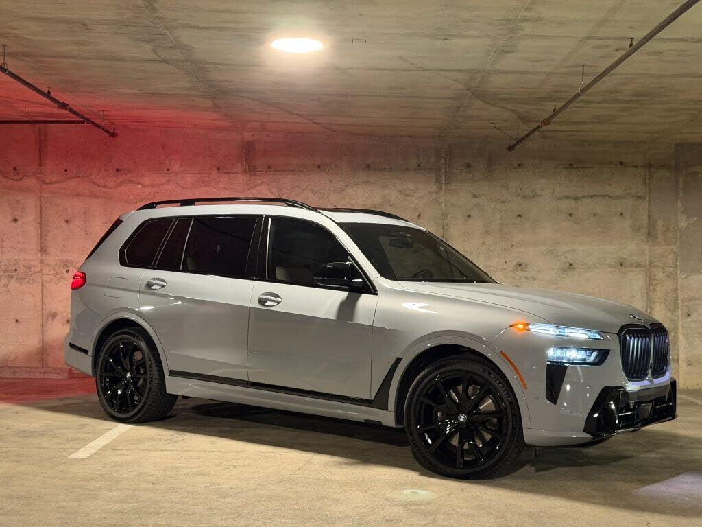 2024 BMW X7