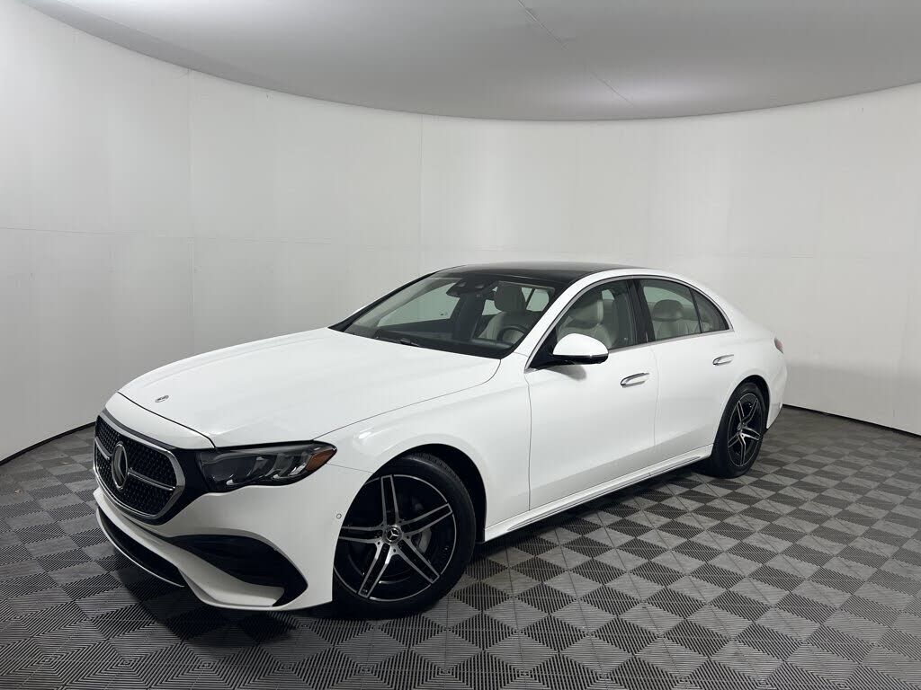 2026 MERCEDES-BENZ E-Class