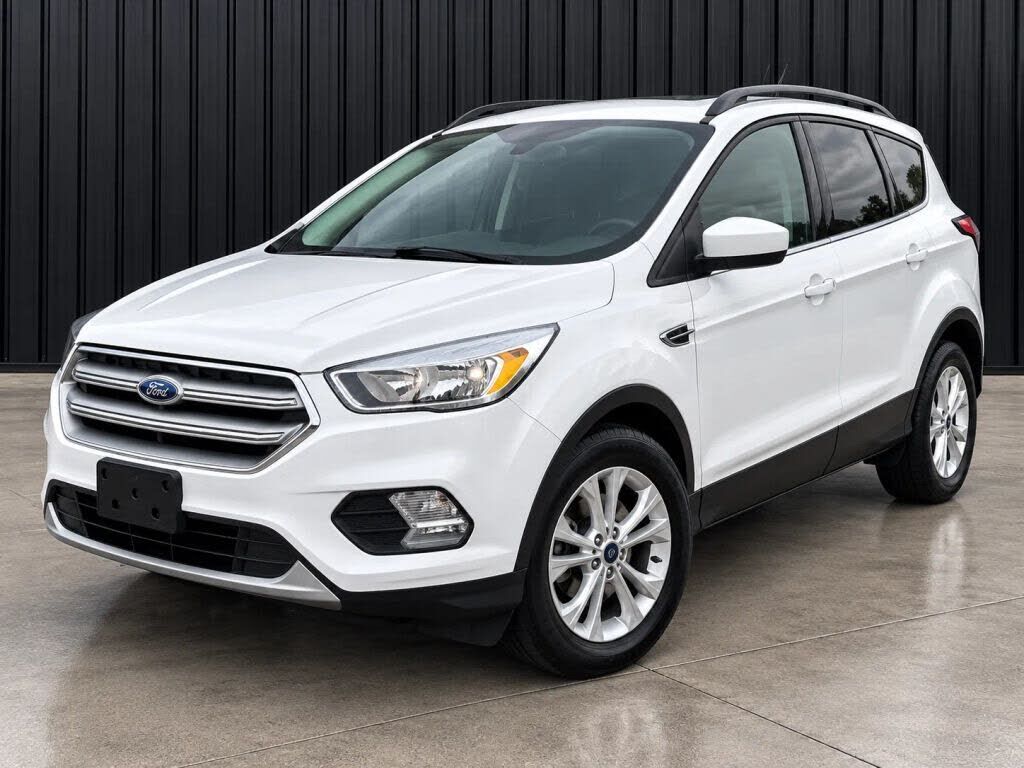 2018 FORD Escape