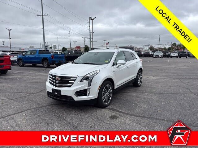 2017 CADILLAC XT5