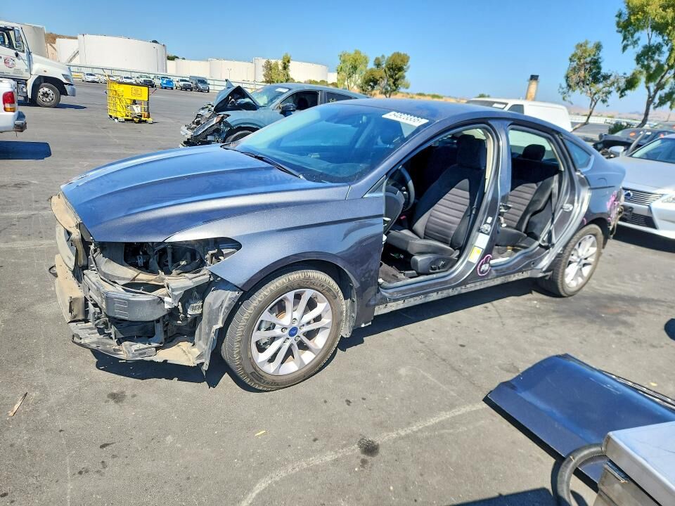 2020 FORD Fusion