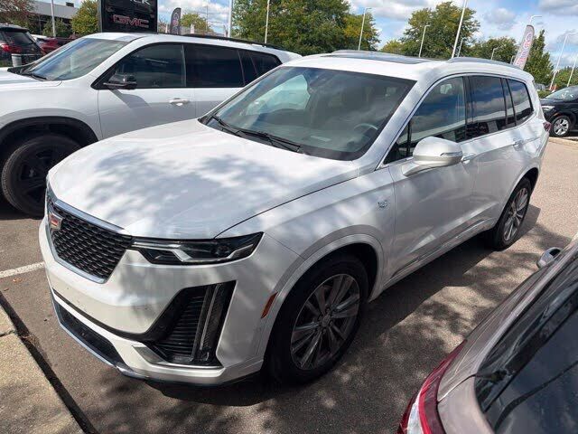 2023 CADILLAC XT6