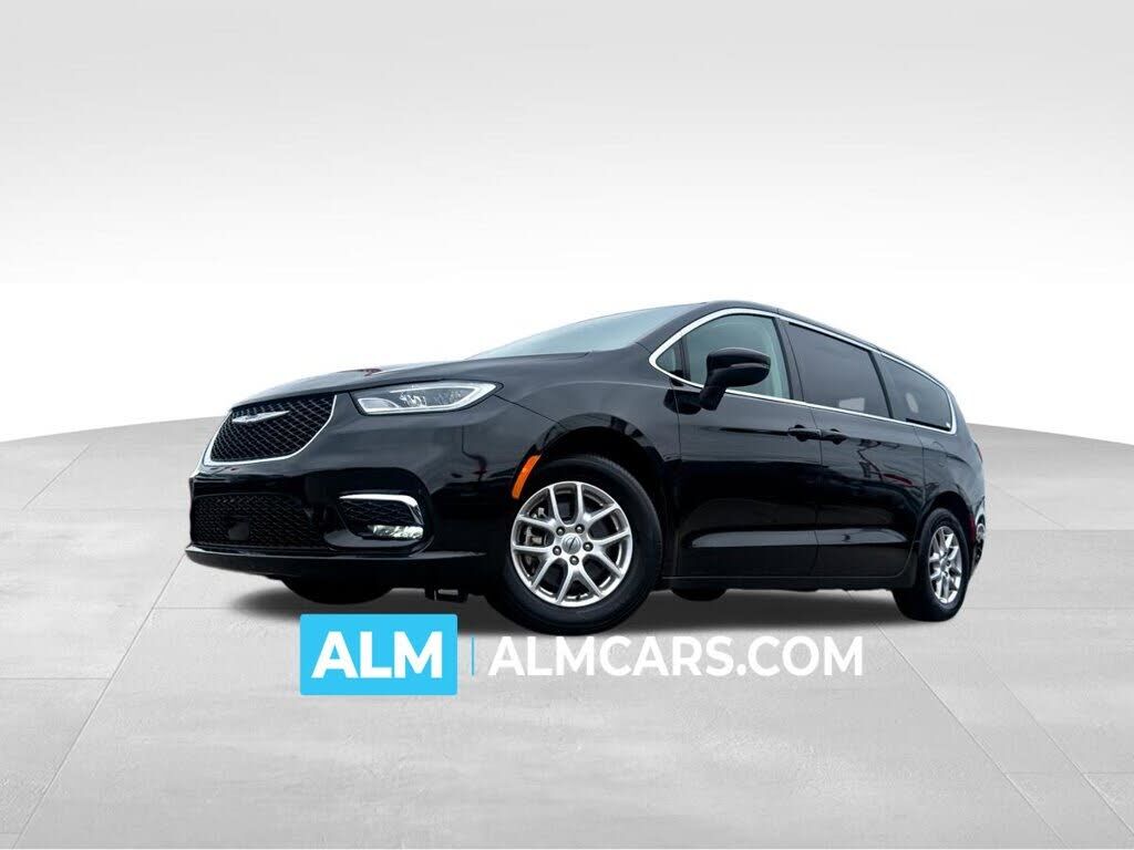 2023 CHRYSLER Pacifica