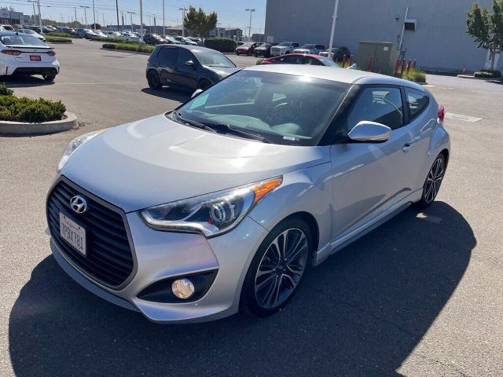 2016 HYUNDAI Veloster