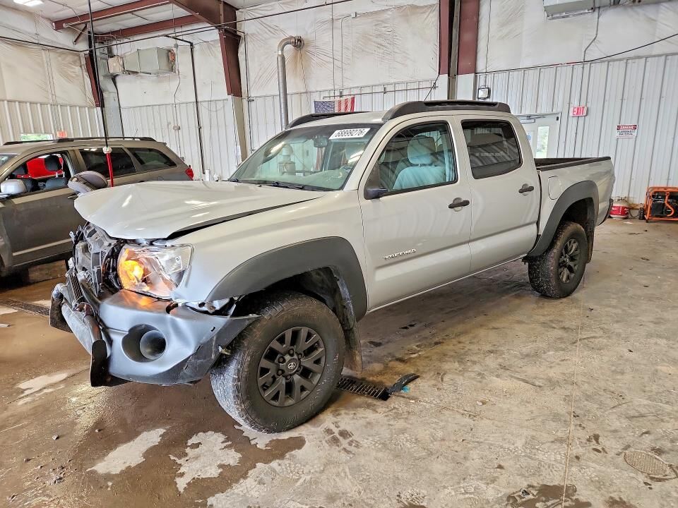 2011 TOYOTA Tacoma