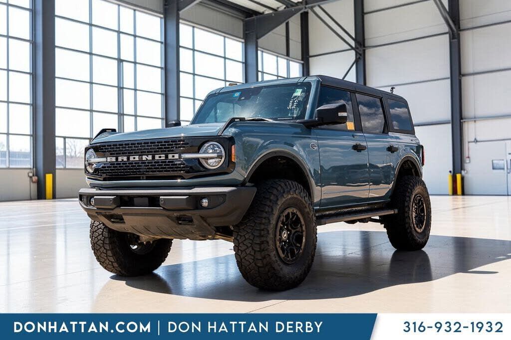 2022 FORD Bronco