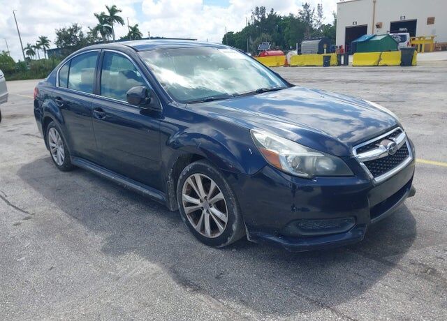 2014 SUBARU Legacy