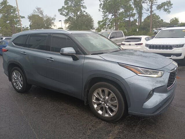 2023 TOYOTA Highlander