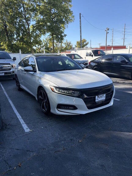 2018 HONDA Accord