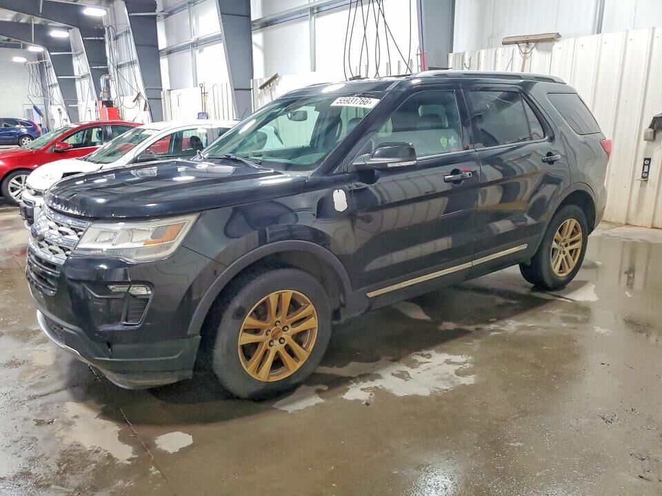 2018 FORD Explorer