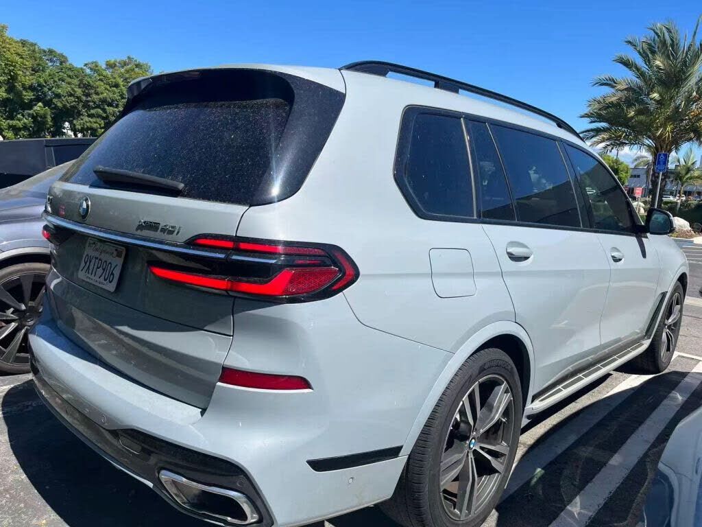 2024 BMW X7