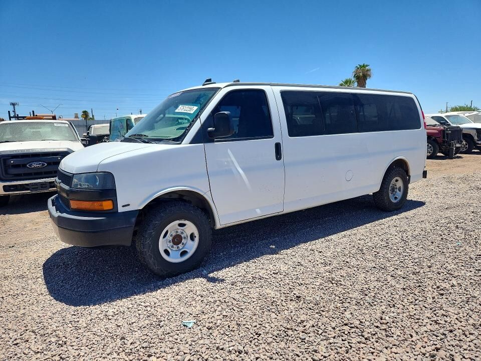 2020 CHEVROLET Express