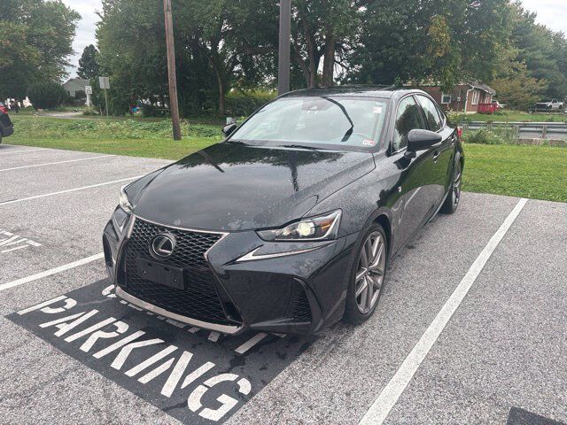 2017 LEXUS IS