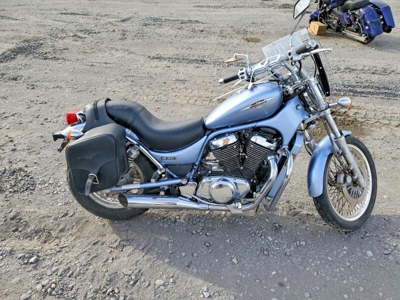 2006 SUZUKI VS800