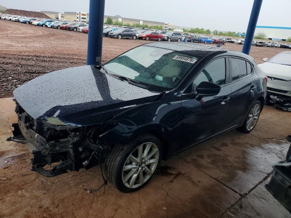2017 MAZDA Mazda3