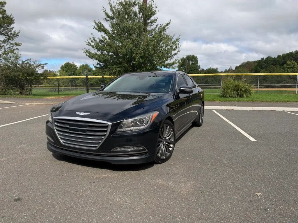 2015 HYUNDAI Genesis