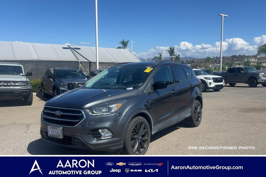 2019 FORD Escape