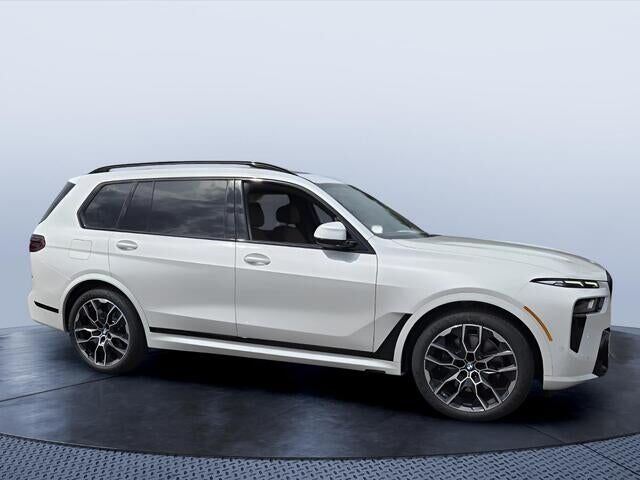 2027 BMW X7