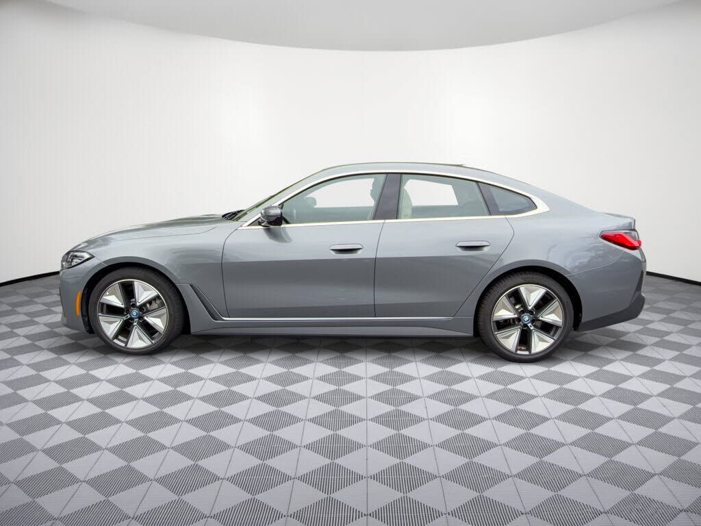 2024 BMW i4
