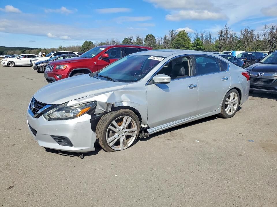 2017 NISSAN Altima