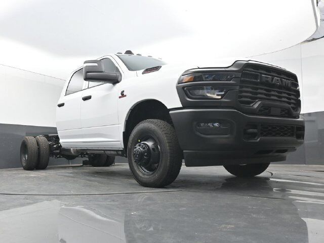 2027 RAM 3500