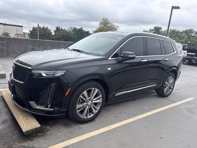 2025 CADILLAC XT6