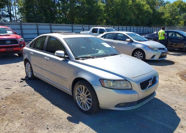 2009 VOLVO S40