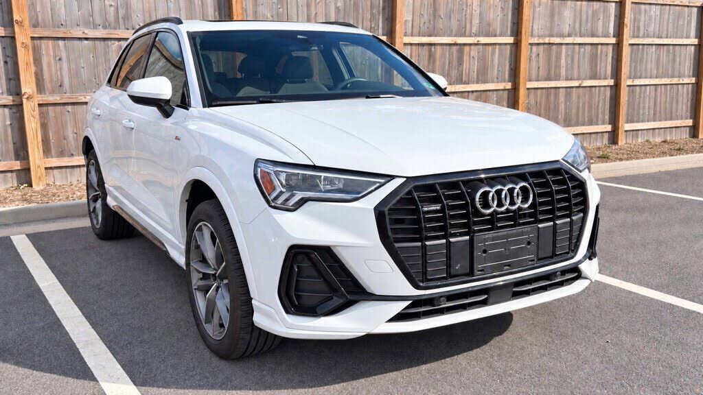 2024 AUDI Q3