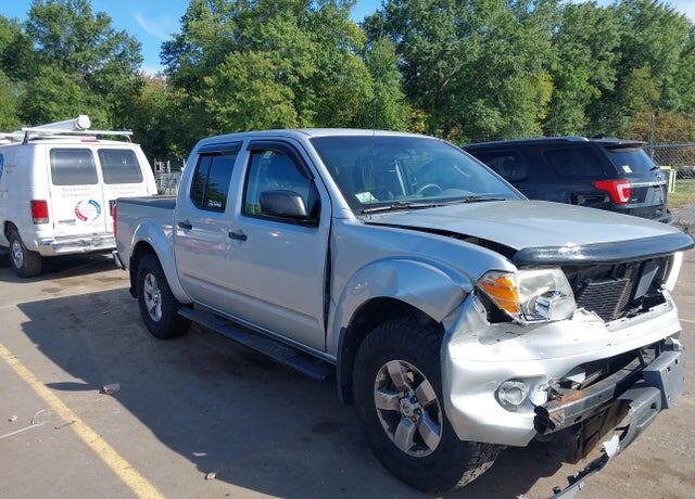 2012 NISSAN Frontier