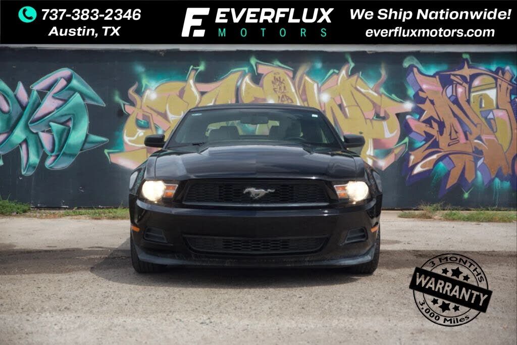 2011 FORD Mustang