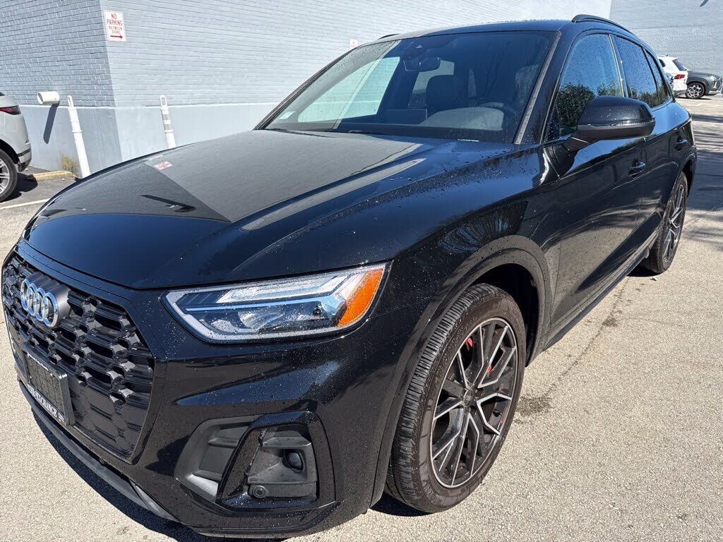 2021 AUDI SQ5