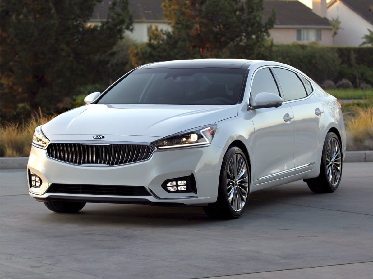 2018 KIA Cadenza