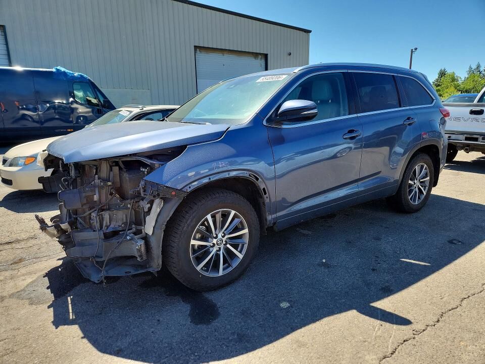 2018 TOYOTA Highlander