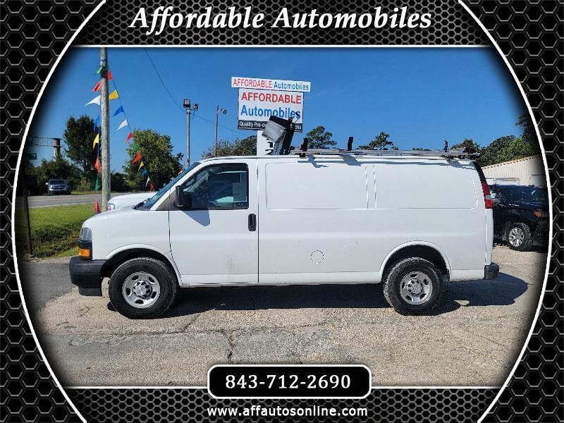 2022 CHEVROLET Express