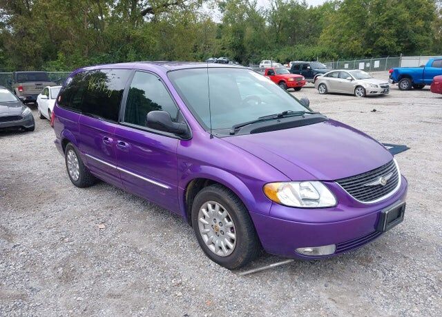 2001 CHRYSLER Town and Country