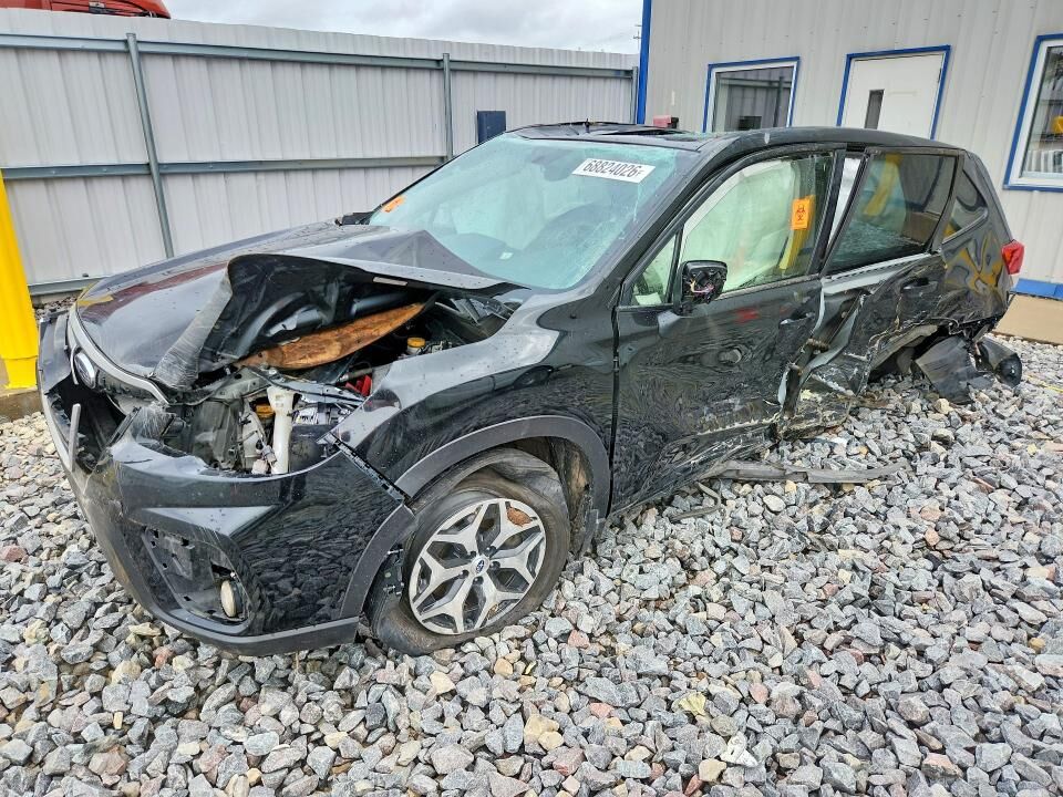 2021 SUBARU Forester