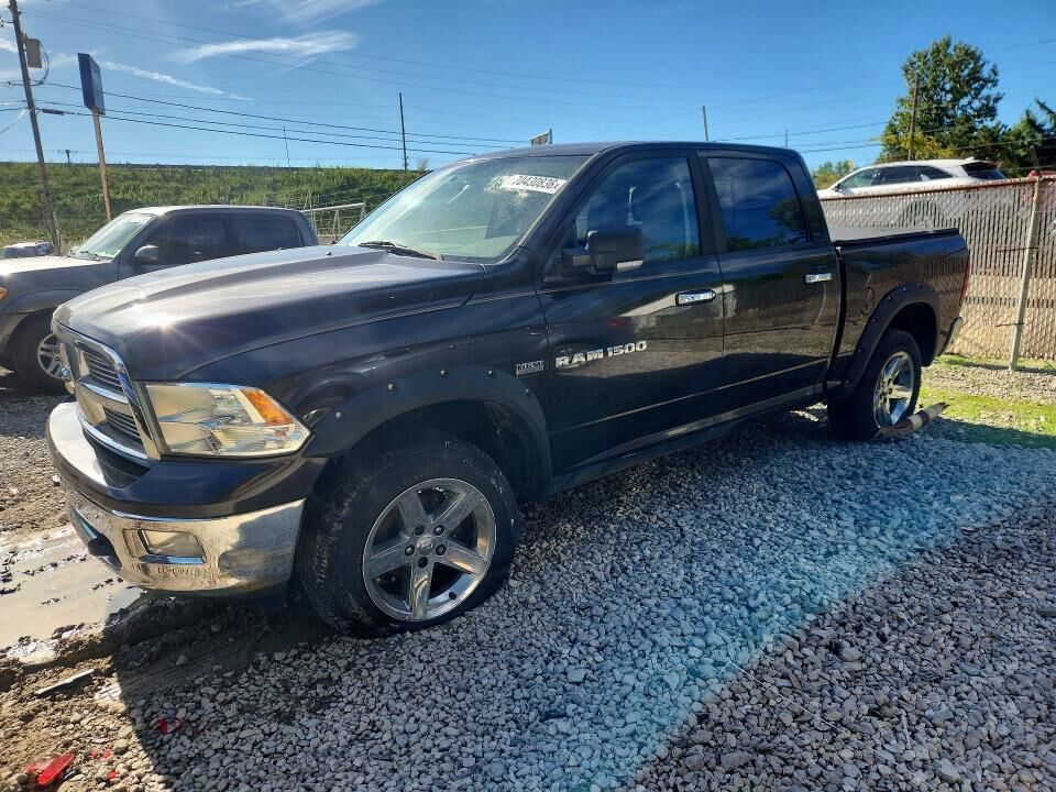 2011 DODGE Ram