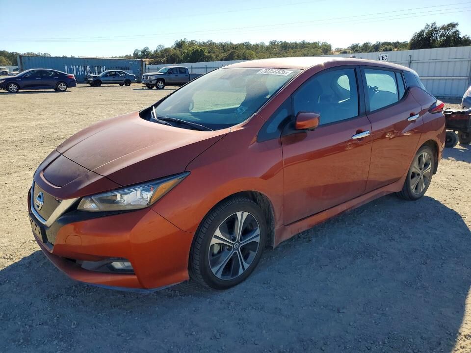 2022 NISSAN Leaf
