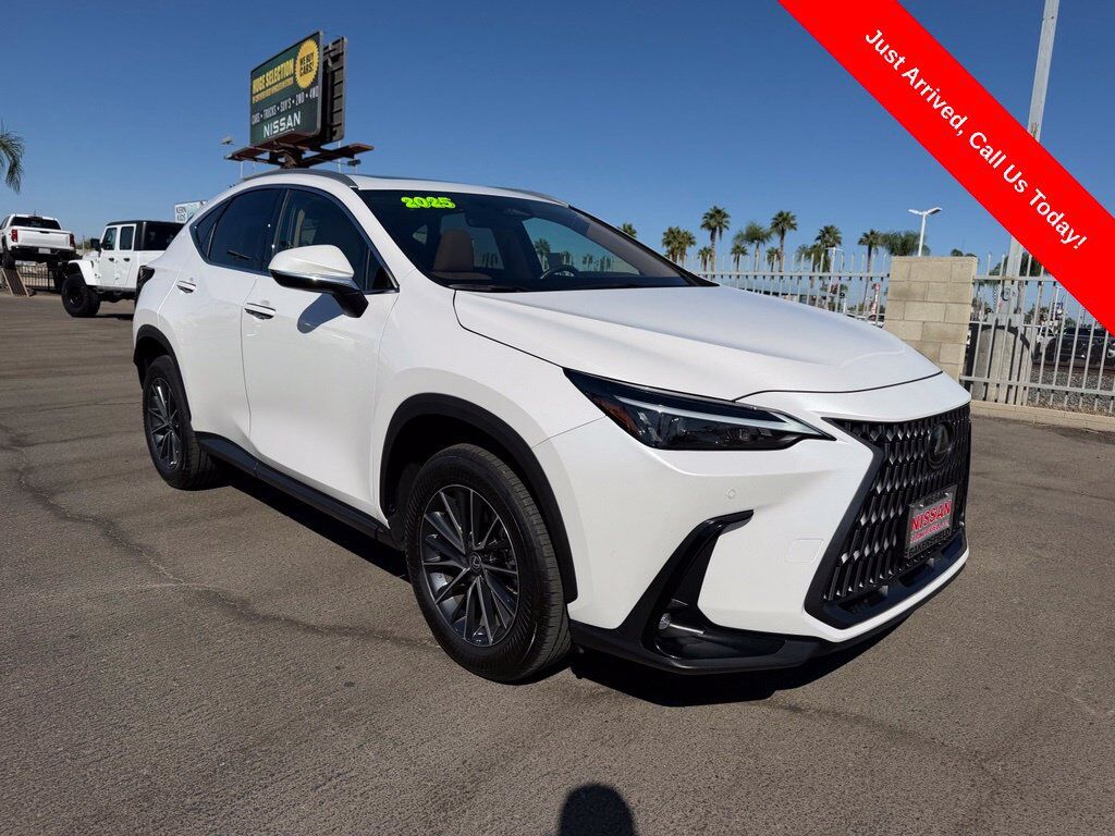 2025 LEXUS NX
