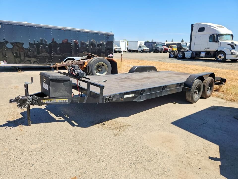 2025 CARRY-ON TRAILER Carry-On Trailer