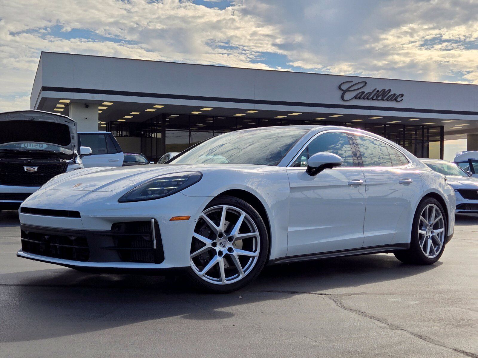 2024 PORSCHE Panamera